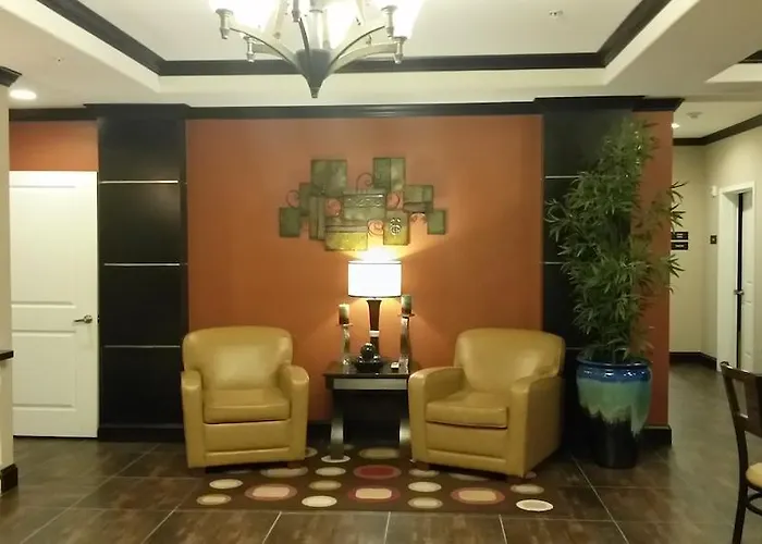 Atria Inn & Suites
