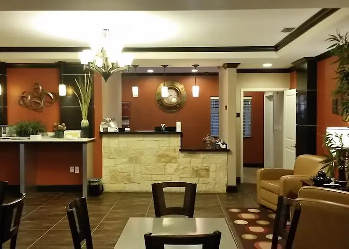Atria Inn & Suites