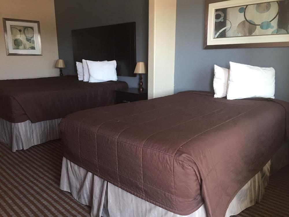 Atria & Hotel Three Rivers