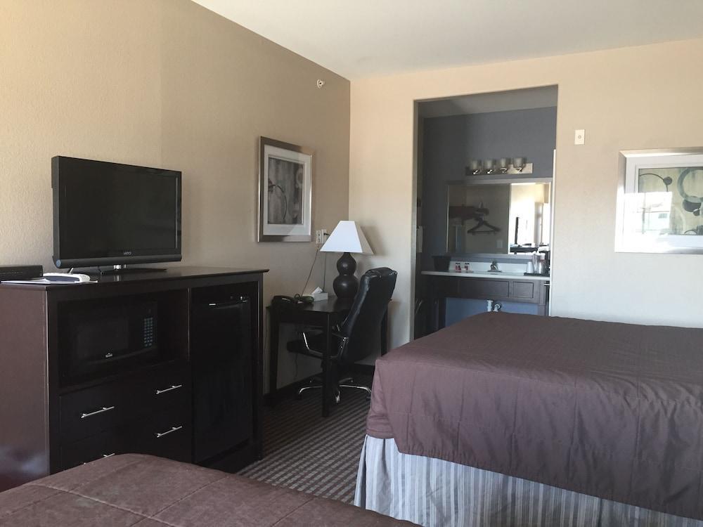 Hotel Atria & 2*