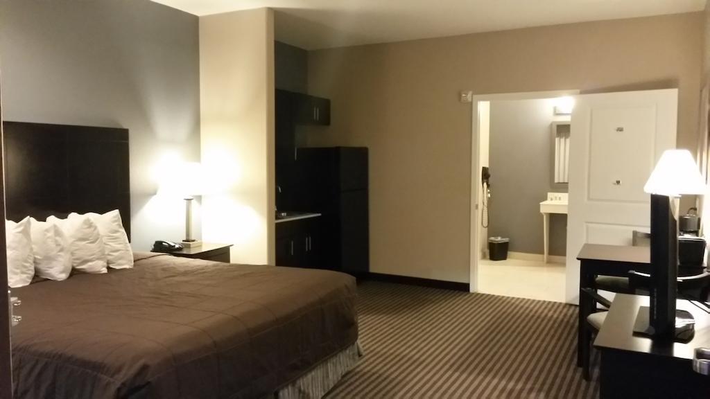 Hotel Atria & Three Rivers